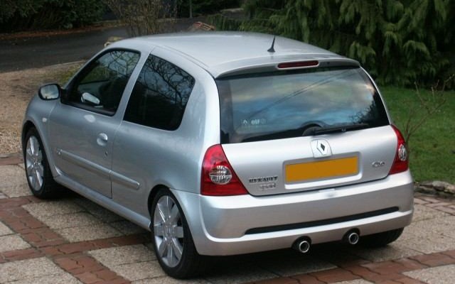 POP & BANG Clio RS 182 (1)
